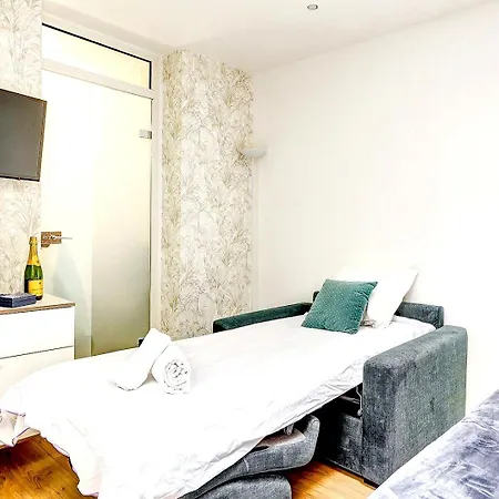 244 Saint Dominique - Superb * Parigi